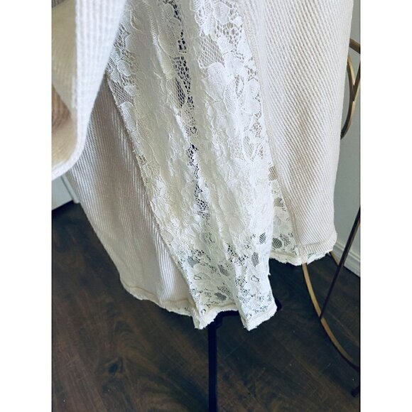 Free People  Women's Sweater Round Neck  Long Sleeves Multicolor Size Large - Picture 7 of 8